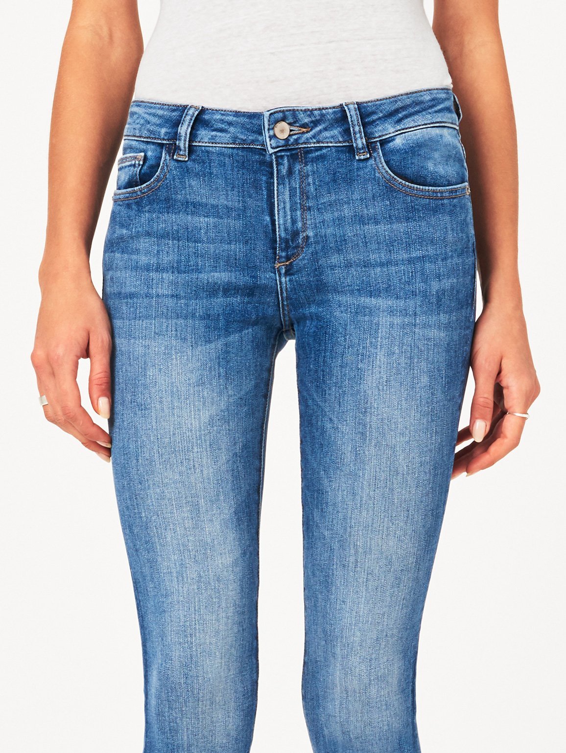 Margaux Mid Rise Ankle Skinny Costa Mesa