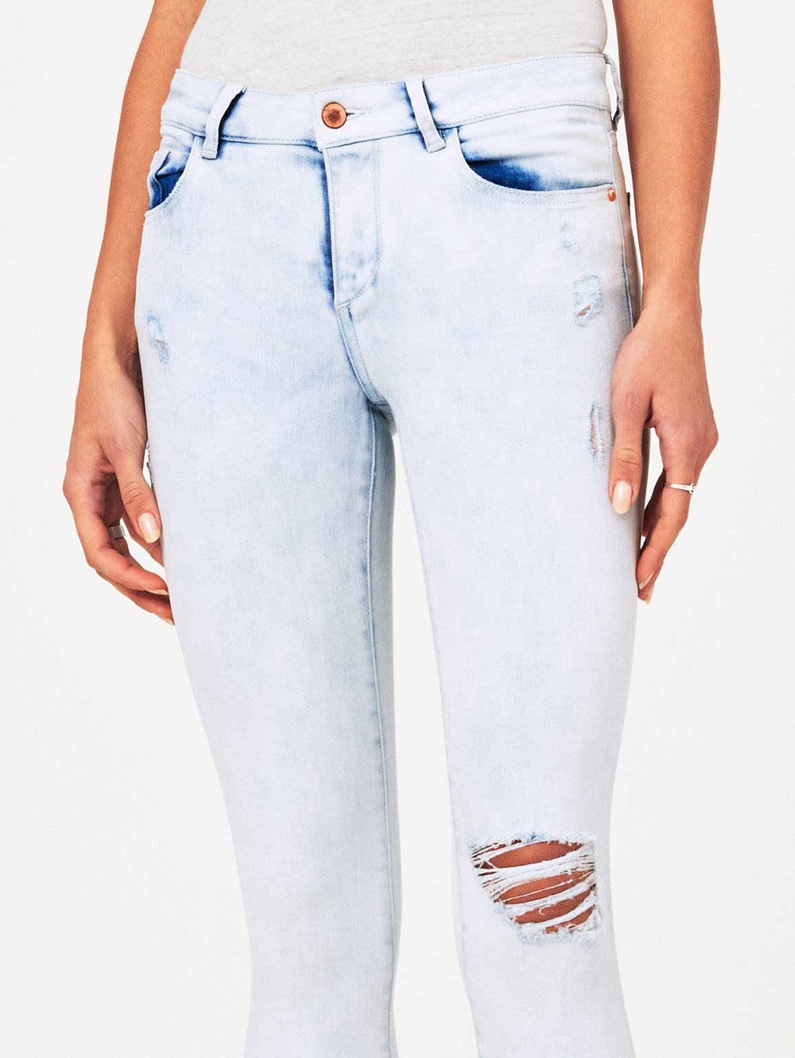 Margaux Mid Rise Ankle Skinny Kodak