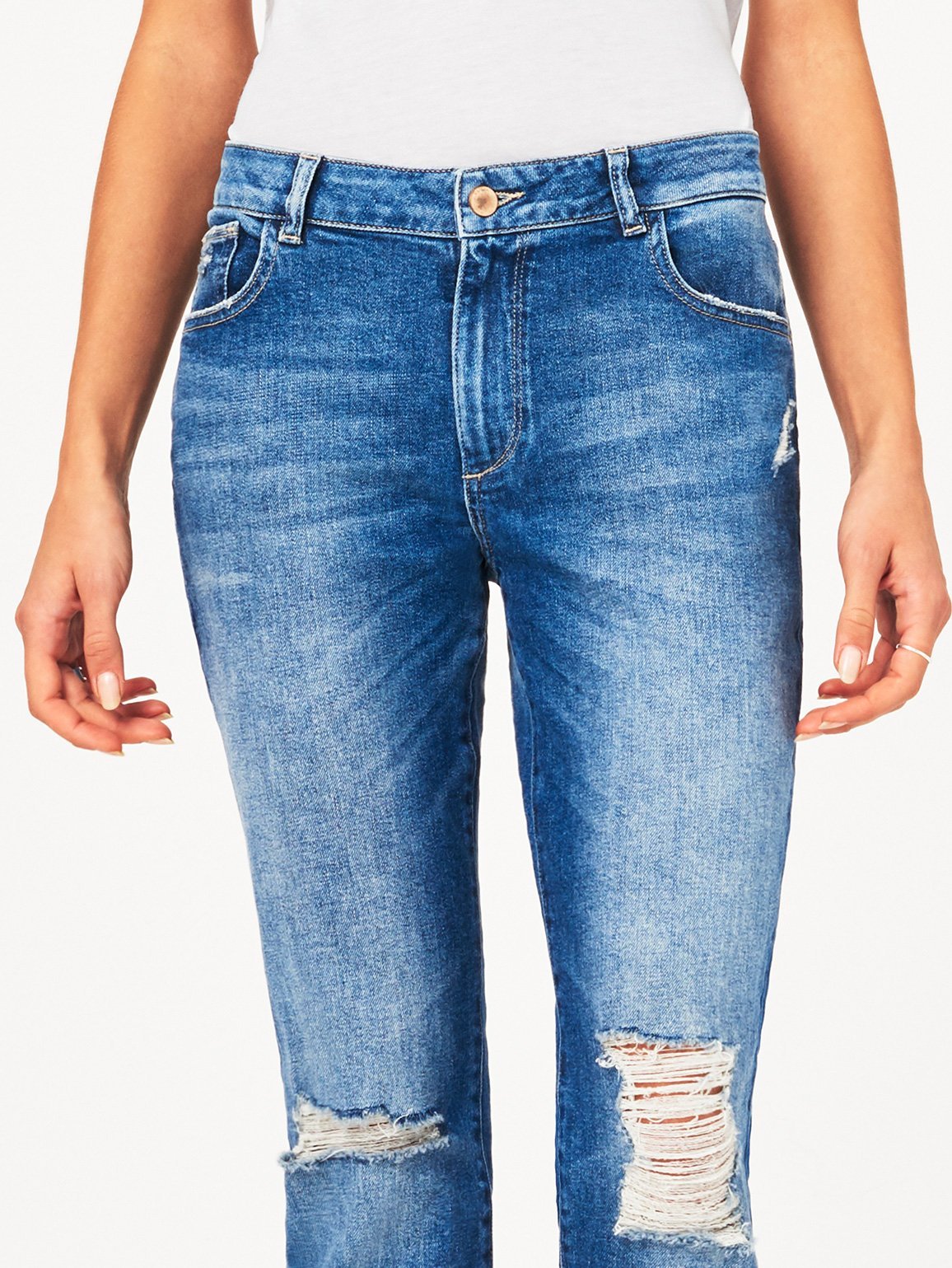 Stevie Mid Rise Slim Boyfriend Rebel