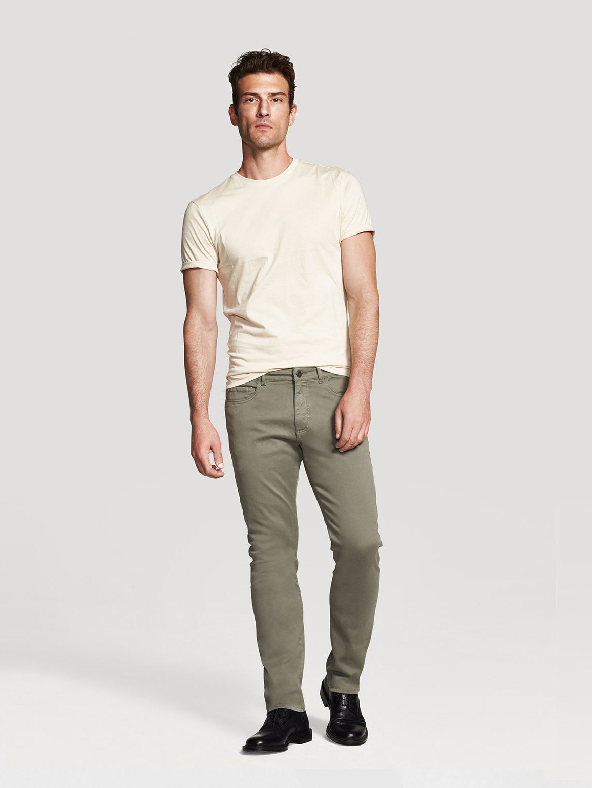Men - Russell Slim Straight Palm - DL1961