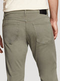 Men - Russell Slim Straight Palm - DL1961
